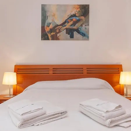 B56 - Marinapark 2013 * Lagos